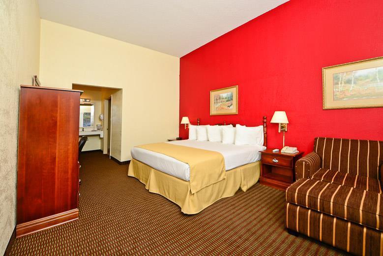 Manchester Heritage Inn & Suites Exteriér fotografie