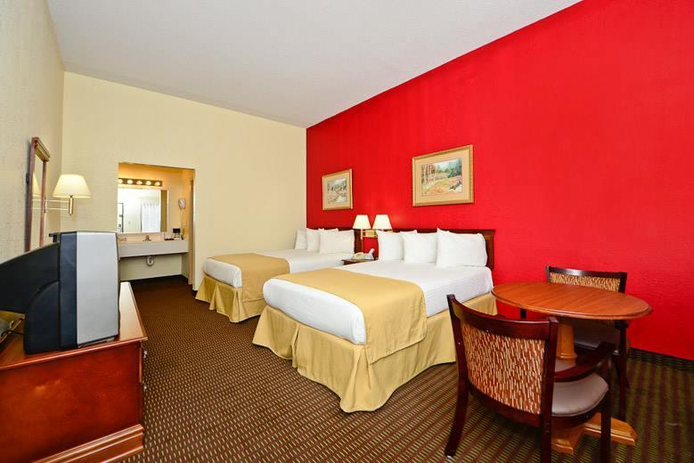 Manchester Heritage Inn & Suites Exteriér fotografie